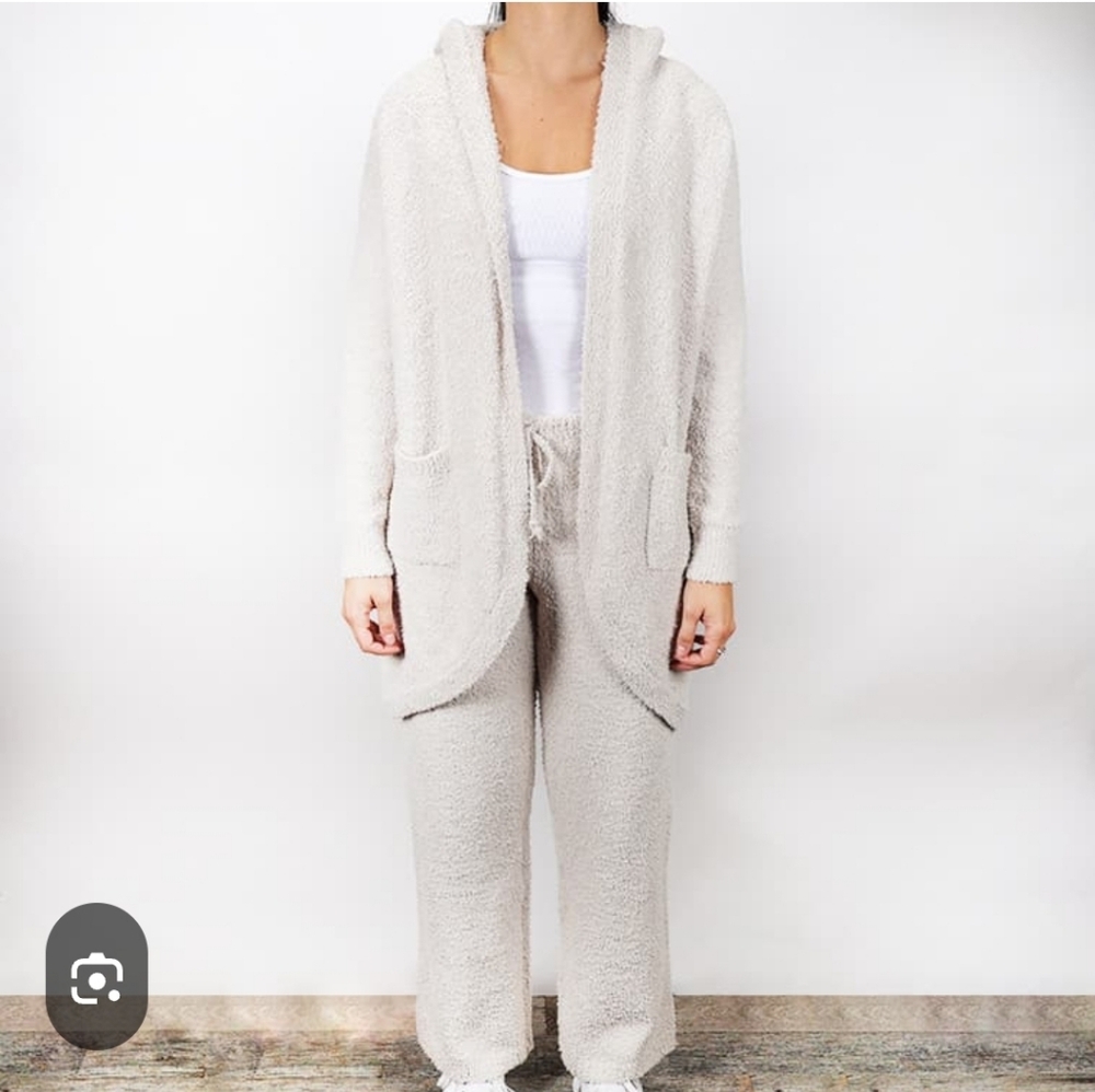 Super soft Olivia Sky cardigan and pants set in cream both sz XL